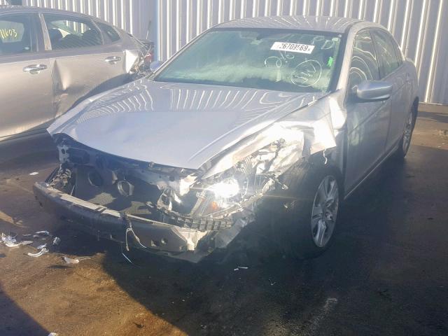 1HGCP2F48AA030679 - 2010 HONDA ACCORD LXP SILVER photo 2