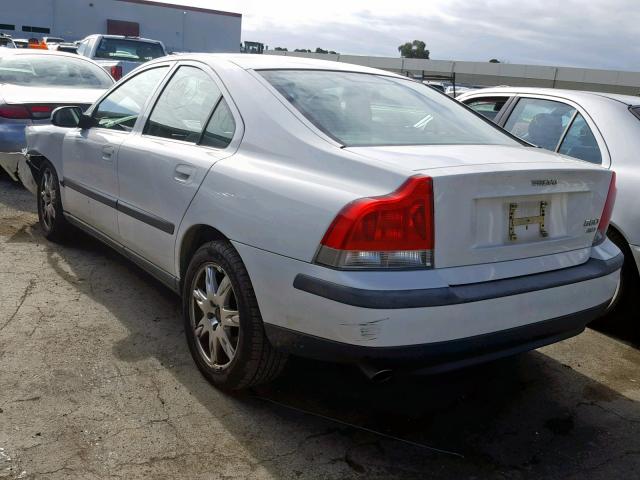 YV1RH58D622102876 - 2002 VOLVO S60 2.5T WHITE photo 3