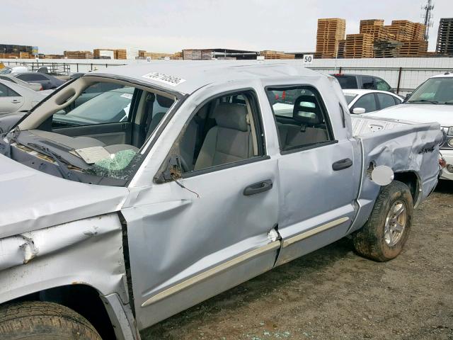 1D7HW48N55S273400 - 2005 DODGE DAKOTA QUA SILVER photo 9