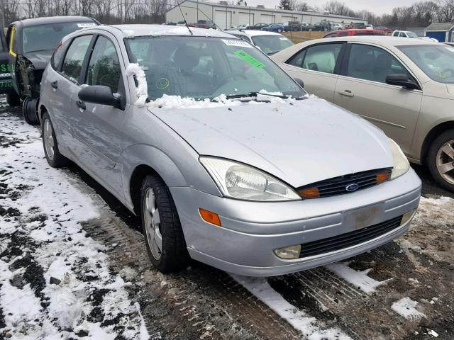 3FAHP37362R110785 - 2002 FORD FOCUS ZX5 SILVER photo 1