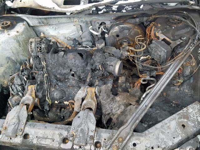 1G2WP52K71F168710 - 2001 PONTIAC GRAND PRIX BLUE photo 7