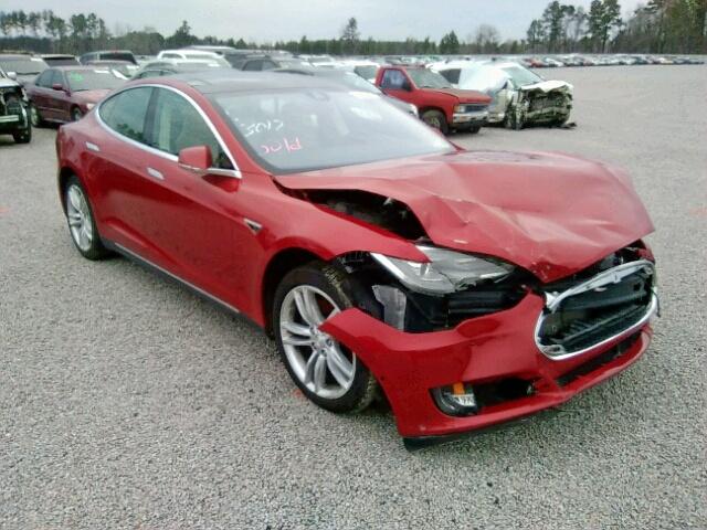 5YJSA1H15EFP55792 - 2014 TESLA MODEL S RED photo 1