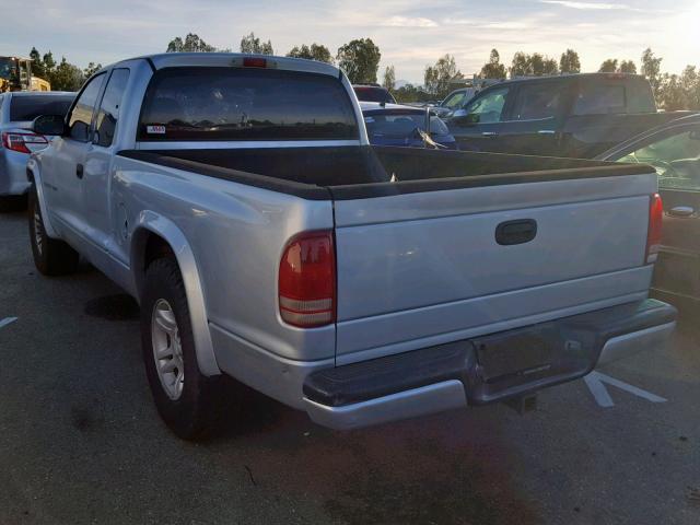 1B7GL32X32S602318 - 2002 DODGE DAKOTA SPO SILVER photo 3