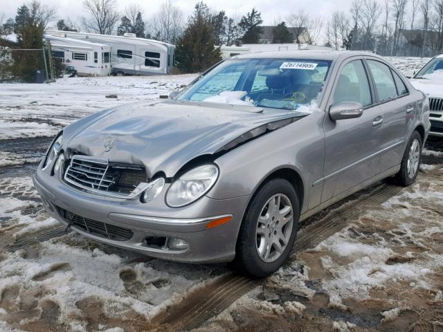 WDBUF26J15A711184 - 2005 MERCEDES-BENZ E 320 CDI TAN photo 2