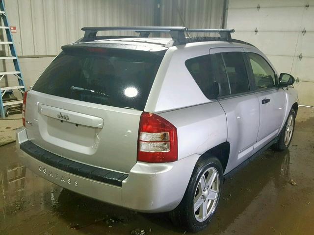 1J8FF47W98D525632 - 2008 JEEP COMPASS SP 银色 照片 4
