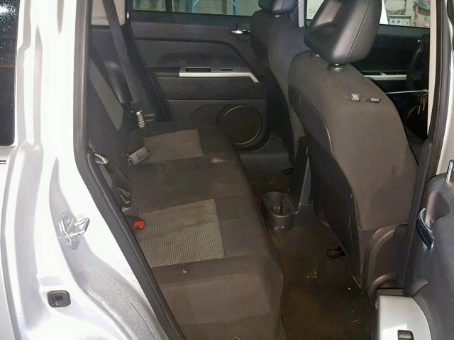 1J8FF47W98D525632 - 2008 JEEP COMPASS SP 银色 照片 6