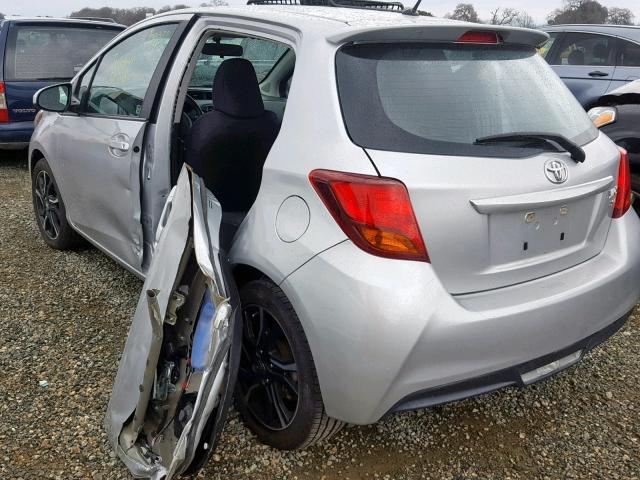 VNKKTUD35FA030729 - 2015 TOYOTA YARIS SILVER photo 3