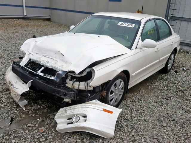 KMHWF25S54A979458 - 2004 HYUNDAI SONATA GL WHITE photo 2