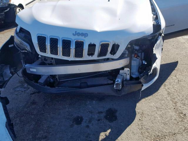 1C4PJLCBXKD215827 - 2019 JEEP CHEROKEE L WHITE photo 7