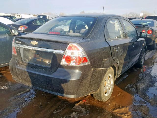 KL1TD56E49B625060 - 2009 CHEVROLET AVEO LS GRAY photo 4