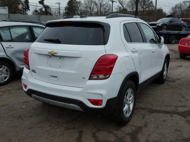 3GNCJLSB4HL140164 - 2017 CHEVROLET TRAX 1LT WHITE photo 4