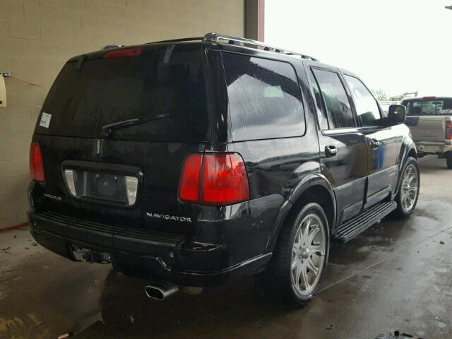 5LMFU27R24LJ39168 - 2004 LINCOLN NAVIGATOR 黑色 照片 4