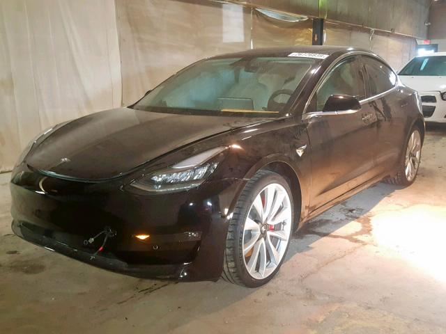 5YJ3E1EBXJF171095 - 2018 TESLA MODEL 3 BLACK photo 2