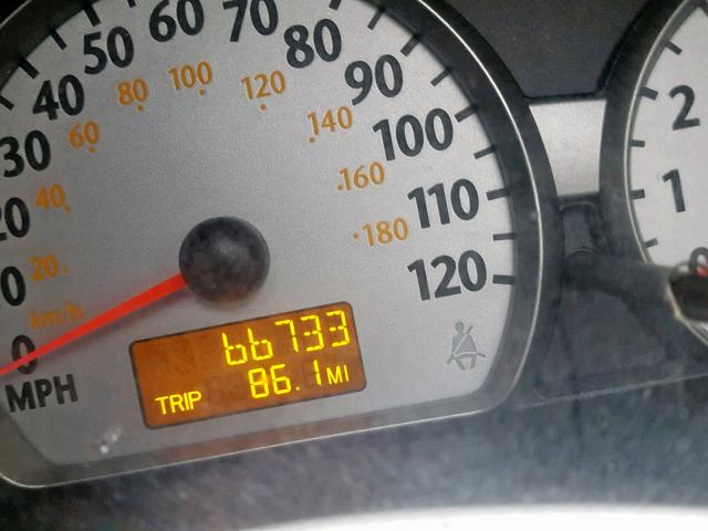 1G8AC12F04Z212962 - 2004 SATURN ION LEVEL SILVER photo 8