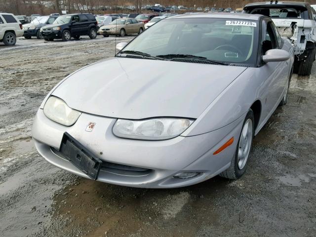 1G8ZY12721Z314515 - 2001 SATURN SC2 SILVER photo 2