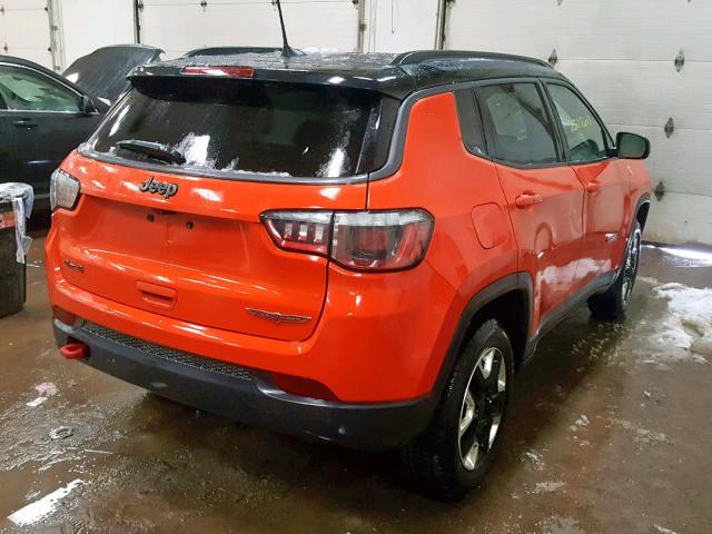 3C4NJDDB7JT345939 - 2018 JEEP COMPASS TR ORANGE photo 4