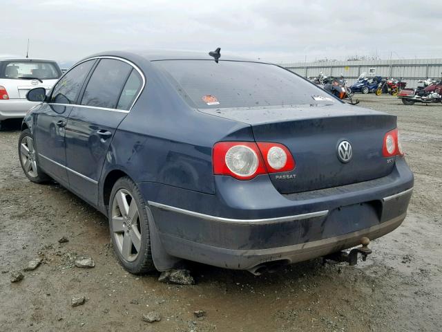 WVWAK73C78E102147 - 2008 VOLKSWAGEN PASSAT KOM BLUE photo 3