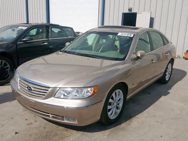 KMHFC46F16A109070 - 2006 HYUNDAI AZERA SE GOLD photo 2