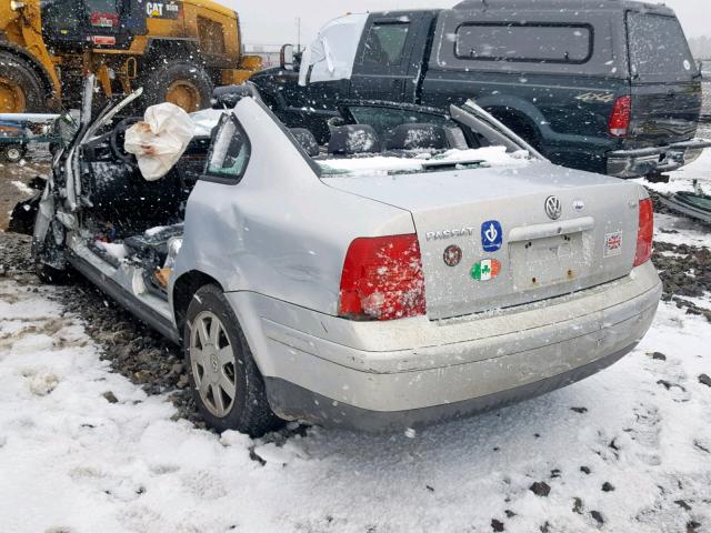 WVWPD63B0XE460128 - 1999 VOLKSWAGEN PASSAT GLX 银色 照片 3