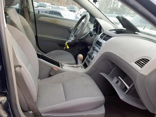1G1ZB5EB1AF111530 - 2010 CHEVROLET MALIBU LS BLUE photo 5