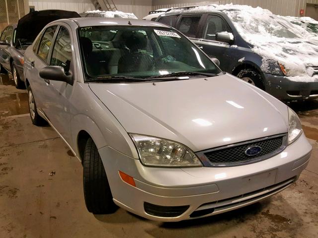 1FAFP34N57W323793 - 2007 FORD FOCUS ZX4 SILVER photo 1