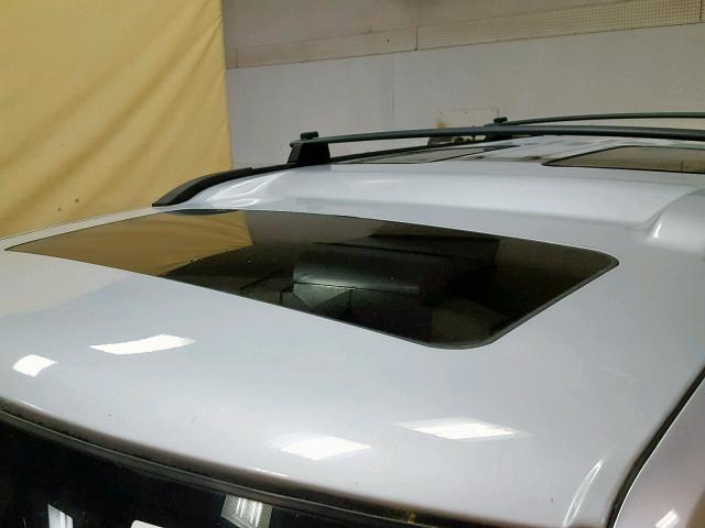 1J8HG48N26C230645 - 2006 JEEP COMMANDER SILVER photo 10