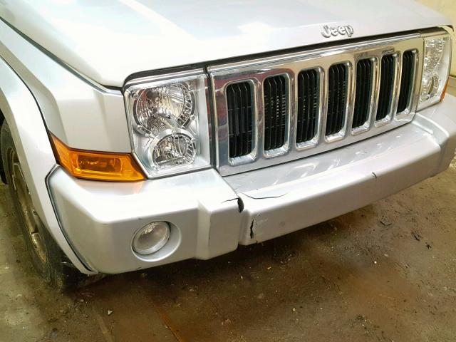 1J8HG48N26C230645 - 2006 JEEP COMMANDER SILVER photo 9