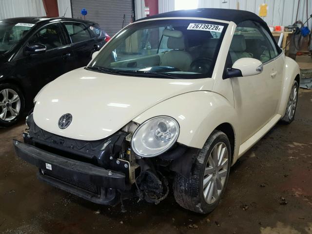 3VWRF31Y79M400186 - 2009 VOLKSWAGEN NEW BEETLE BEIGE photo 2