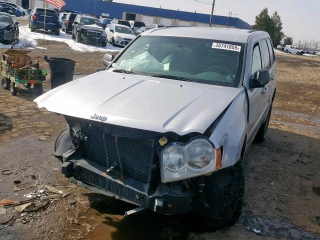 1J8GR48KX7C674871 - 2007 JEEP GRAND CHER SILVER photo 2