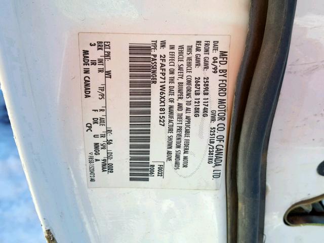 2FAFP71W9WX138220 - 1998 FORD CROWN VICT WHITE photo 10