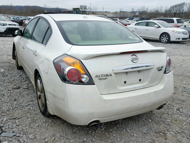 1N4BL21EX7C167485 - 2007 NISSAN ALTIMA 3.5 WHITE photo 3