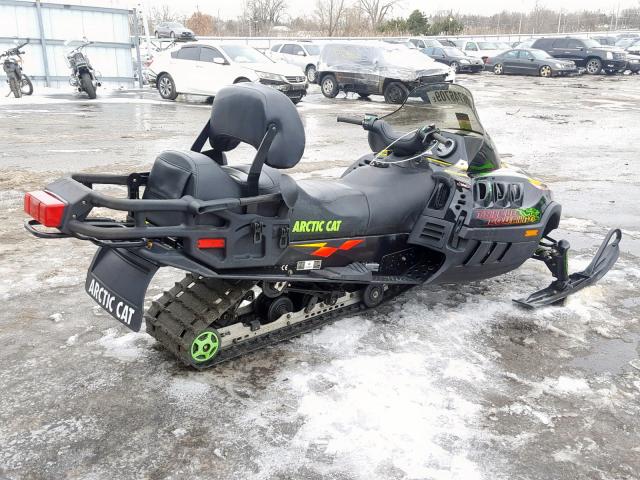 4UF00SNW0YT206141 - 2000 ARCTIC CAT SNOWMOBILE BLACK photo 4