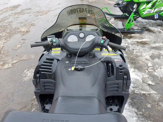 4UF00SNW0YT206141 - 2000 ARCTIC CAT SNOWMOBILE BLACK photo 5