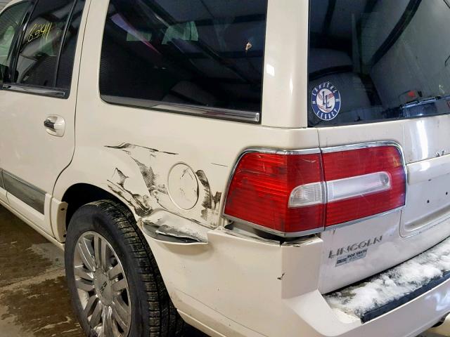 5LMFU28517LJ09126 - 2007 LINCOLN NAVIGATOR 白色 照片 9