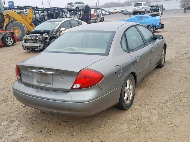 1FAFP55U81G172189 - 2001 FORD TAURUS SES GREEN photo 4