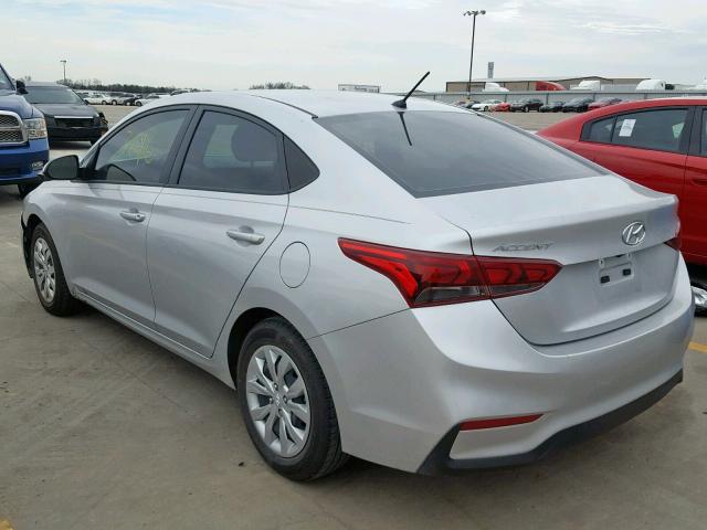 3KPC24A36JE024464 - 2018 HYUNDAI ACCENT SE GRAY photo 3