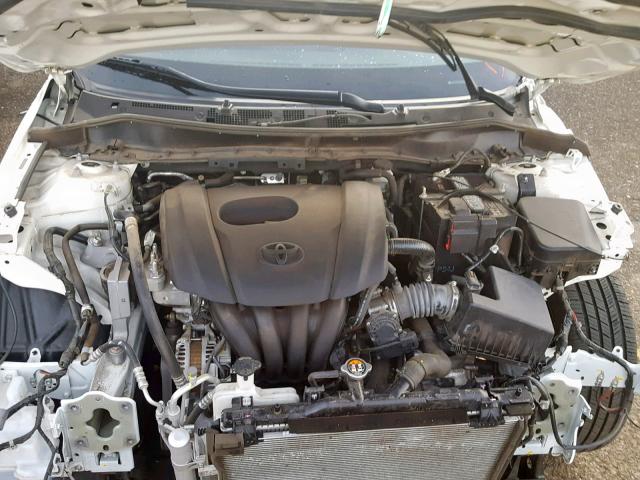 3MYDLBZV7GY112122 - 2016 TOYOTA SCION IA WHITE photo 7