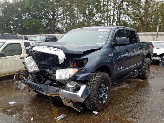 5TFDV54158X081132 - 2008 TOYOTA TUNDRA CRE GRAY photo 2