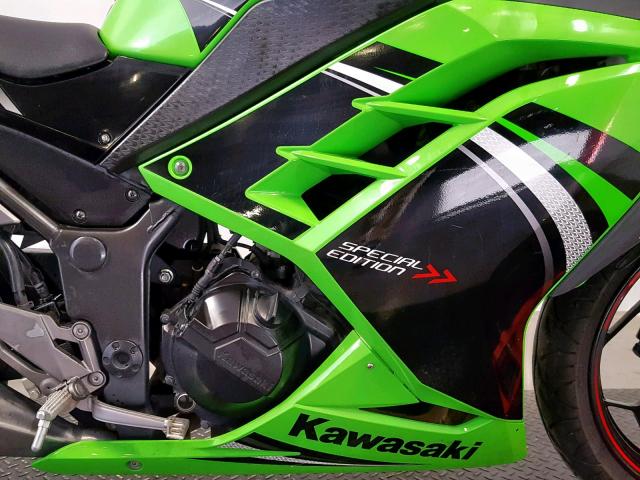 JKAEX8A16EA000782 - 2014 KAWASAKI EX300 A GREEN photo 5