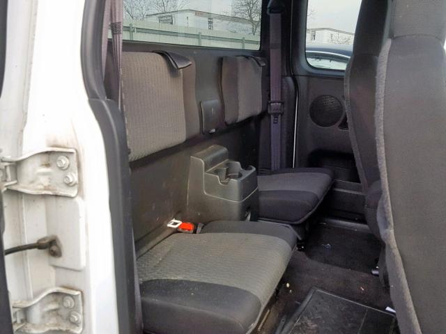 1GCCS39E688219517 - 2008 CHEVROLET COLORADO L WHITE photo 6