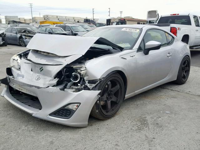 JF1ZNAA14D1722311 - 2013 SCION FRS SILVER photo 2