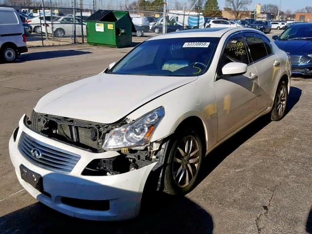 JNKCV61F99M051408 - 2009 INFINITI G37 WHITE photo 2