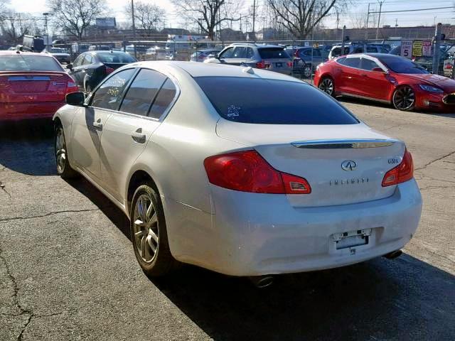 JNKCV61F99M051408 - 2009 INFINITI G37 WHITE photo 3