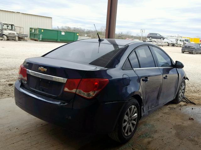 1G1PC5SH3B7101459 - 2011 CHEVROLET CRUZE LS BLUE photo 4