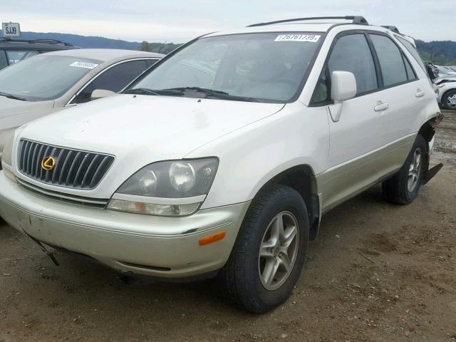 JT6HF10U3Y0133333 - 2000 LEXUS RX 300 WHITE photo 2