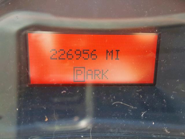 2G2WP522851274239 - 2005 PONTIAC GRAND PRIX GREEN photo 8