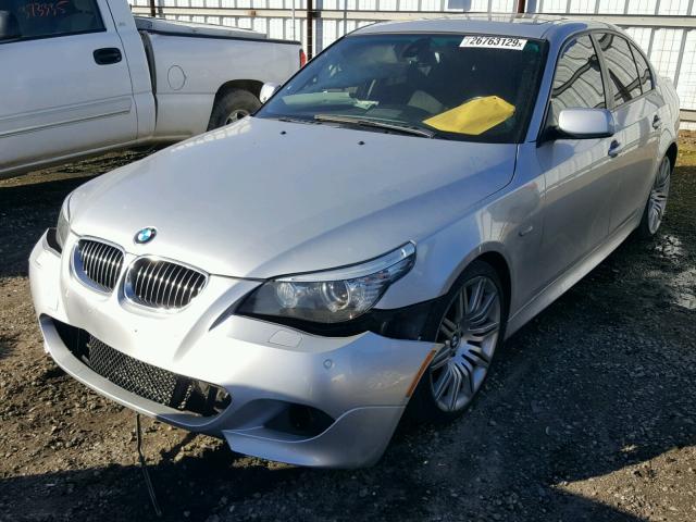 WBANW53548CT54829 - 2008 BMW 550 I SILVER photo 2