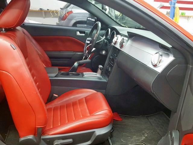 1ZVHT82H665225690 - 2006 FORD MUSTANG GT RED photo 5