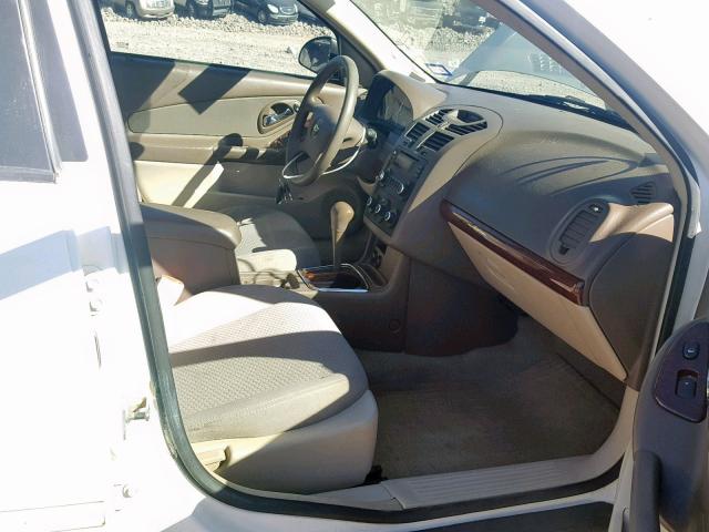 1G1ZS58F47F292260 - 2007 CHEVROLET MALIBU LS WHITE photo 5