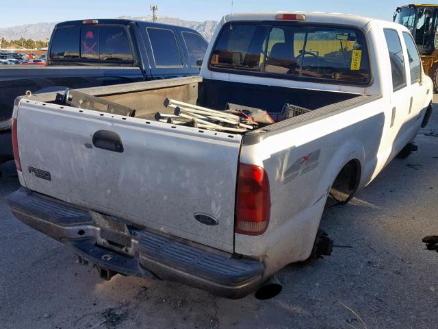 1FTSW31F4XEE54616 - 1999 FORD F350 SRW S WHITE photo 4